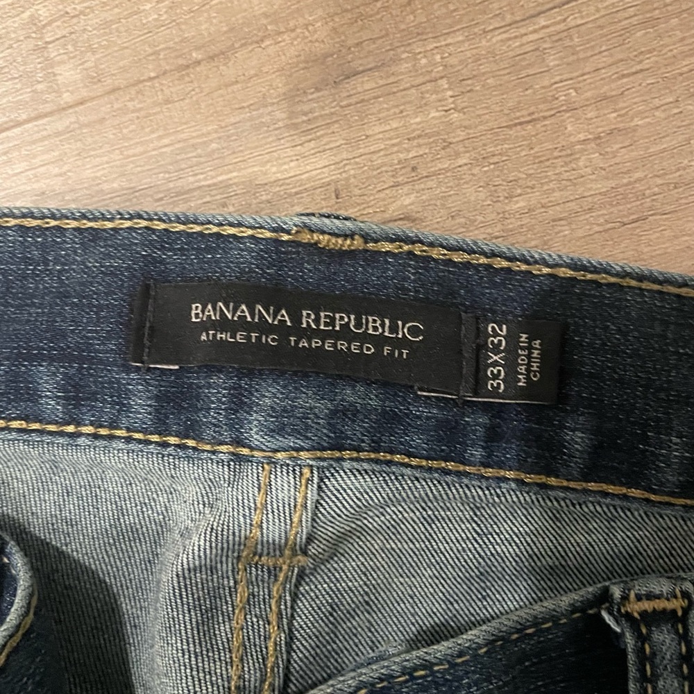 BANANA REPUBLIC Athletic Tapered Jeans